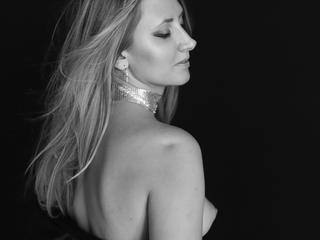 Live fetish cam sex show NikkiMistress